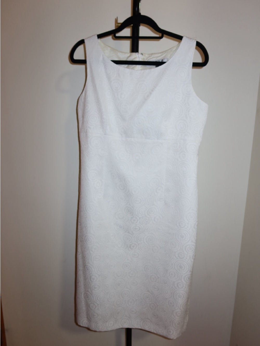 Kasper White Textured Sheath Midi Dress
